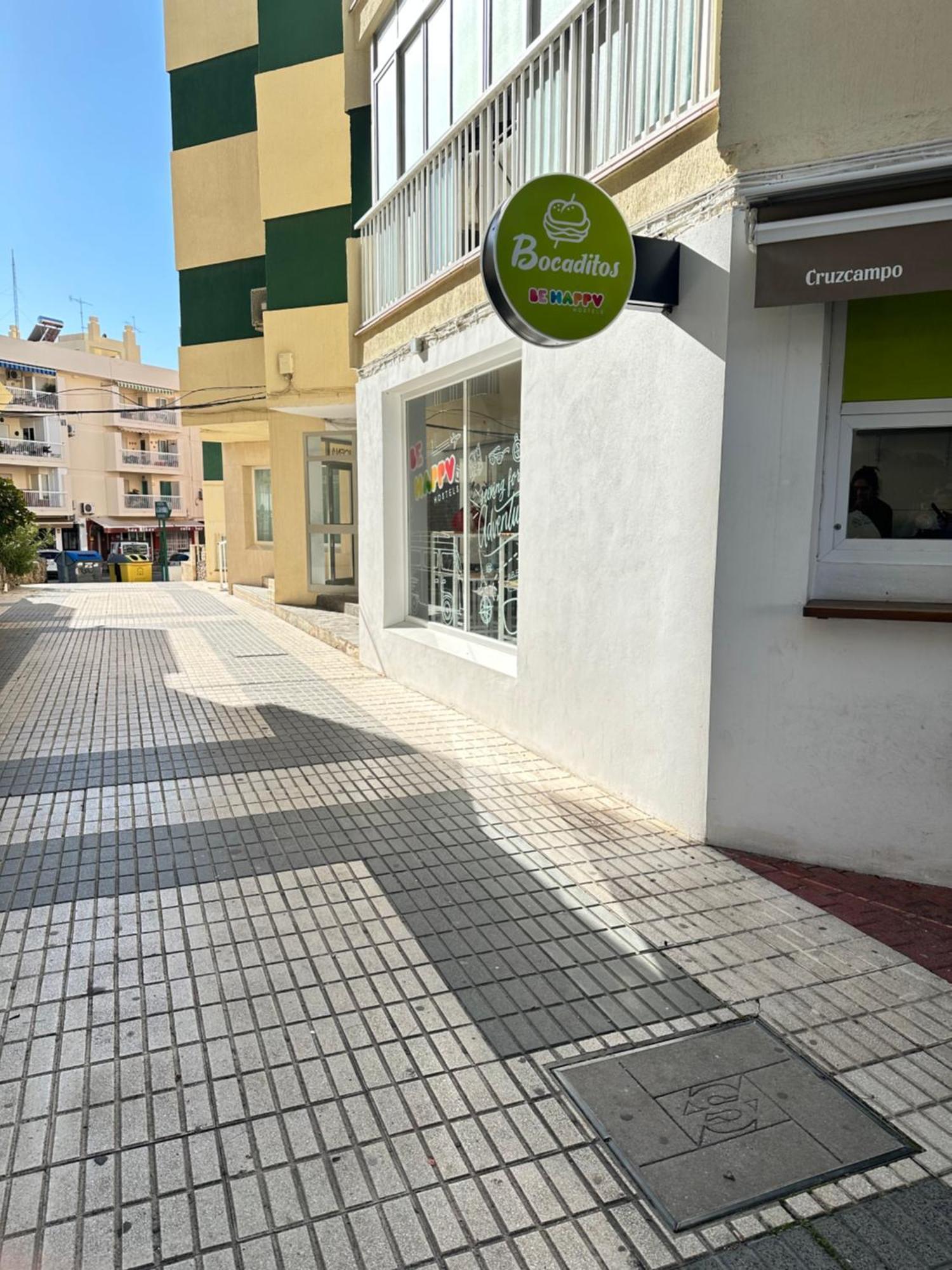 Be Happy Hostel Nerja Exteriör bild